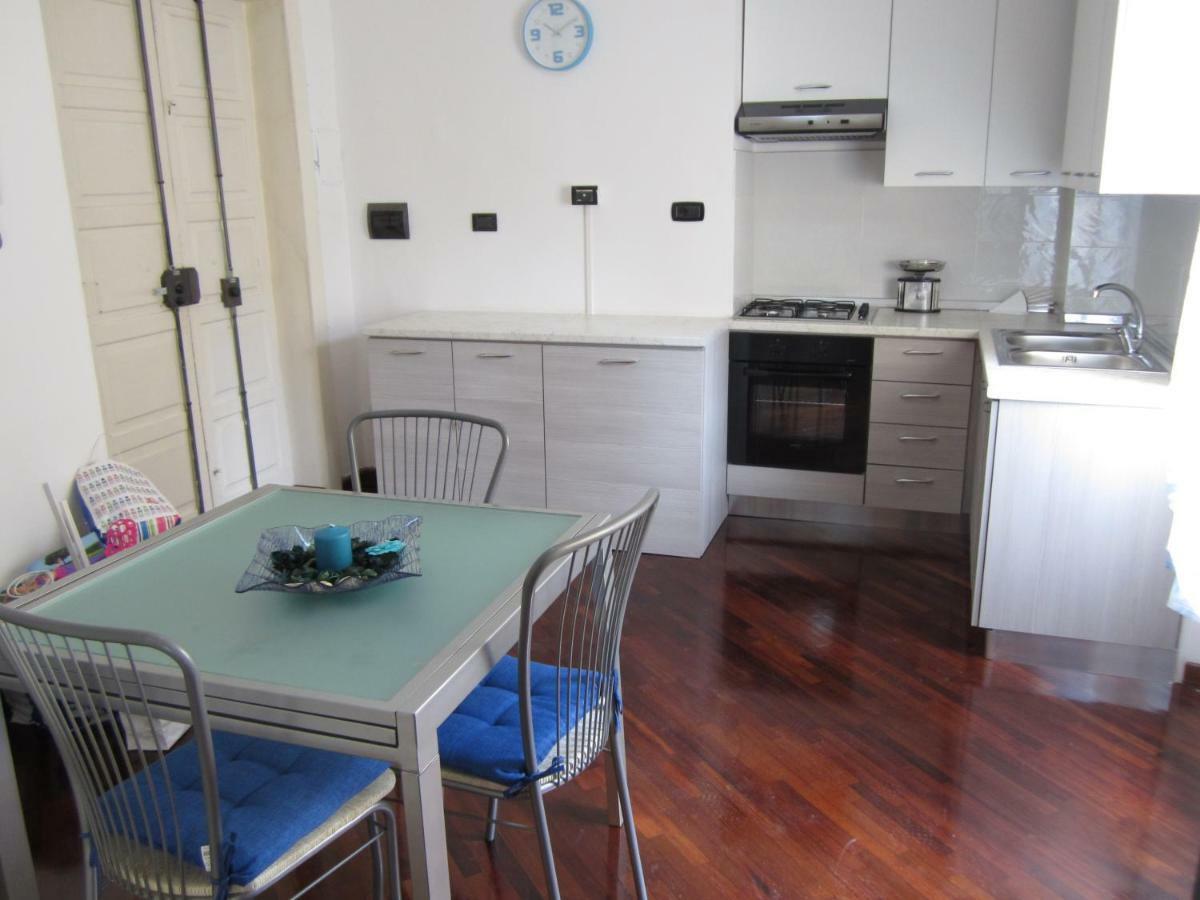 Appartamento Velia Salerno Bagian luar foto