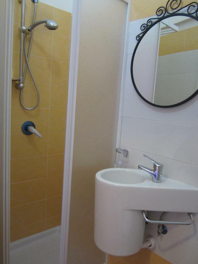 Appartamento Velia Salerno Bagian luar foto